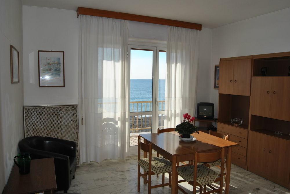 Gaiavacanze Beach Apartment بورديغيرا المظهر الخارجي الصورة